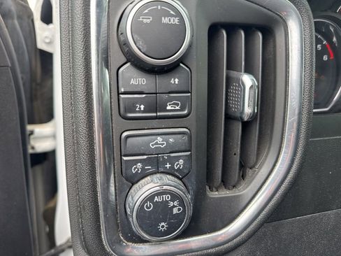 Used 2021 Chevrolet Silverado 1500 LT AWD/4WD image 18