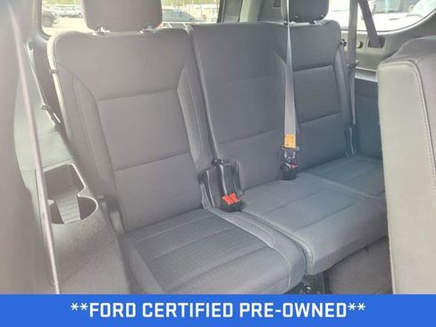 Used 2024 GMC Yukon XL SLE w/ Gmc Pro Safety Plus Package image 14