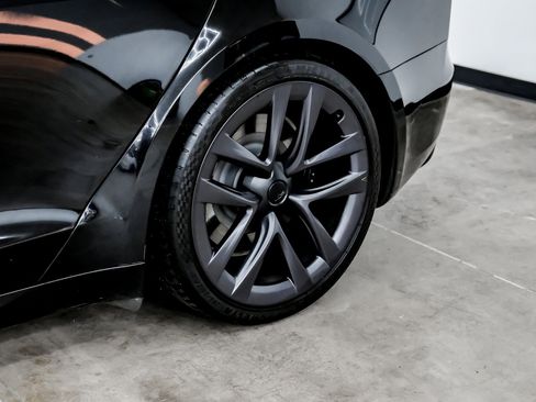 Used 2021 Tesla Model S Plaid image 55