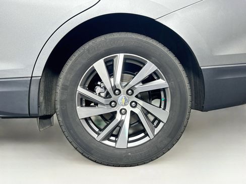 Used 2023 Chevrolet Equinox Premier FWD image 11