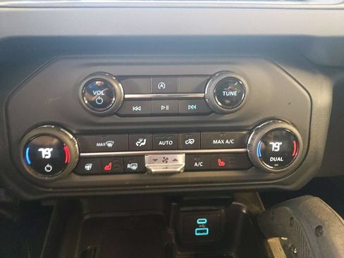Certified 2025 Ford Bronco Badlands AWD/4WD image 20