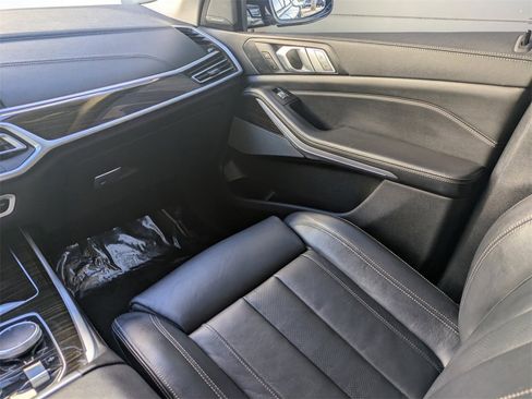 Used 2020 BMW X7 xDrive40i w/ Premium Package image 19
