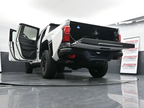 Used 2025 Toyota Tacoma TRD Pro image 55