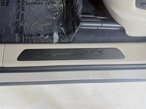 Certified 2023 Porsche Cayenne GTS image 10