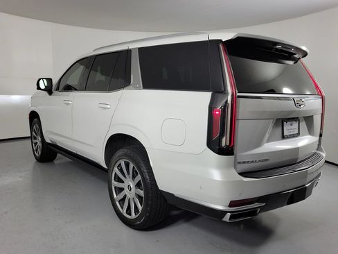 Used 2023 Cadillac Escalade Premium Luxury Platinum w/ LPO, Floor Liner Package AWD/4WD image 4