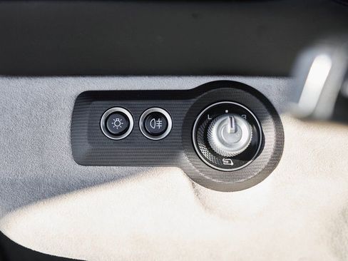 Used 2023 Maserati MC20 Spyder image 49