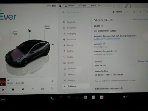 Used 2023 Tesla Model 3 Standard Range image 25