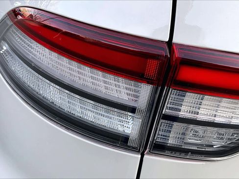 Used 2022 Lincoln Aviator Grand Touring w/ Equipment Group 301A image 28