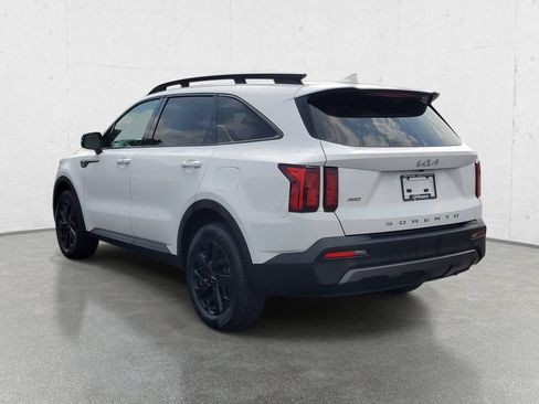 Used 2022 Kia Sorento S AWD/4WD image 5