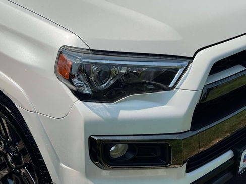 Used 2019 Toyota 4Runner Limited AWD/4WD image 4