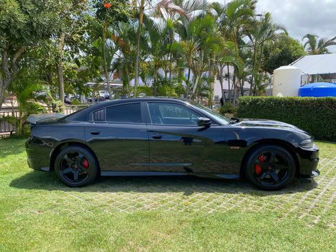 Used 2022 Dodge Charger R/T RWD image 8