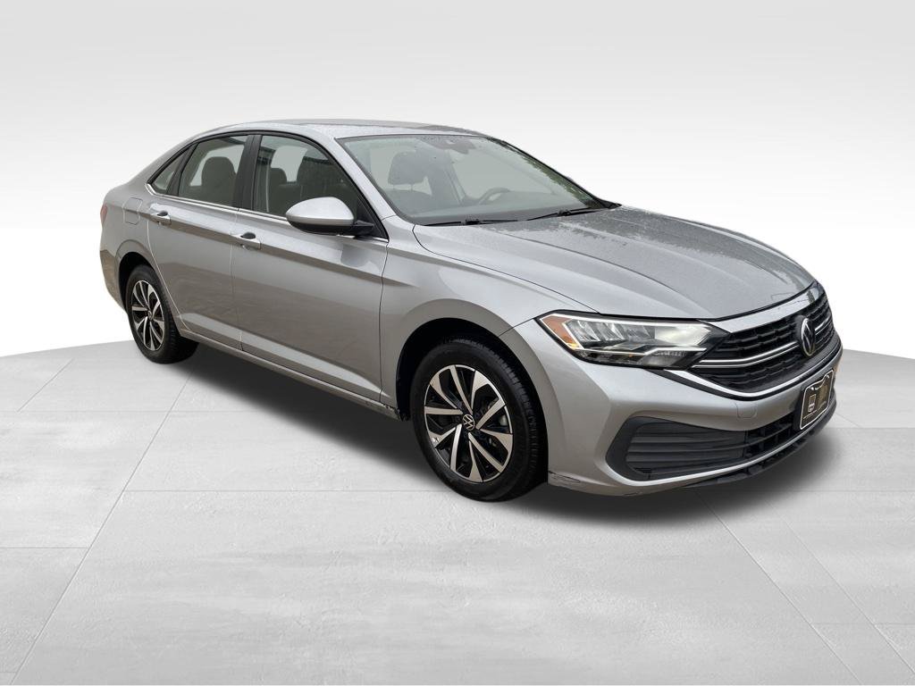 Used 2024 Volkswagen Jetta S FWD image 3