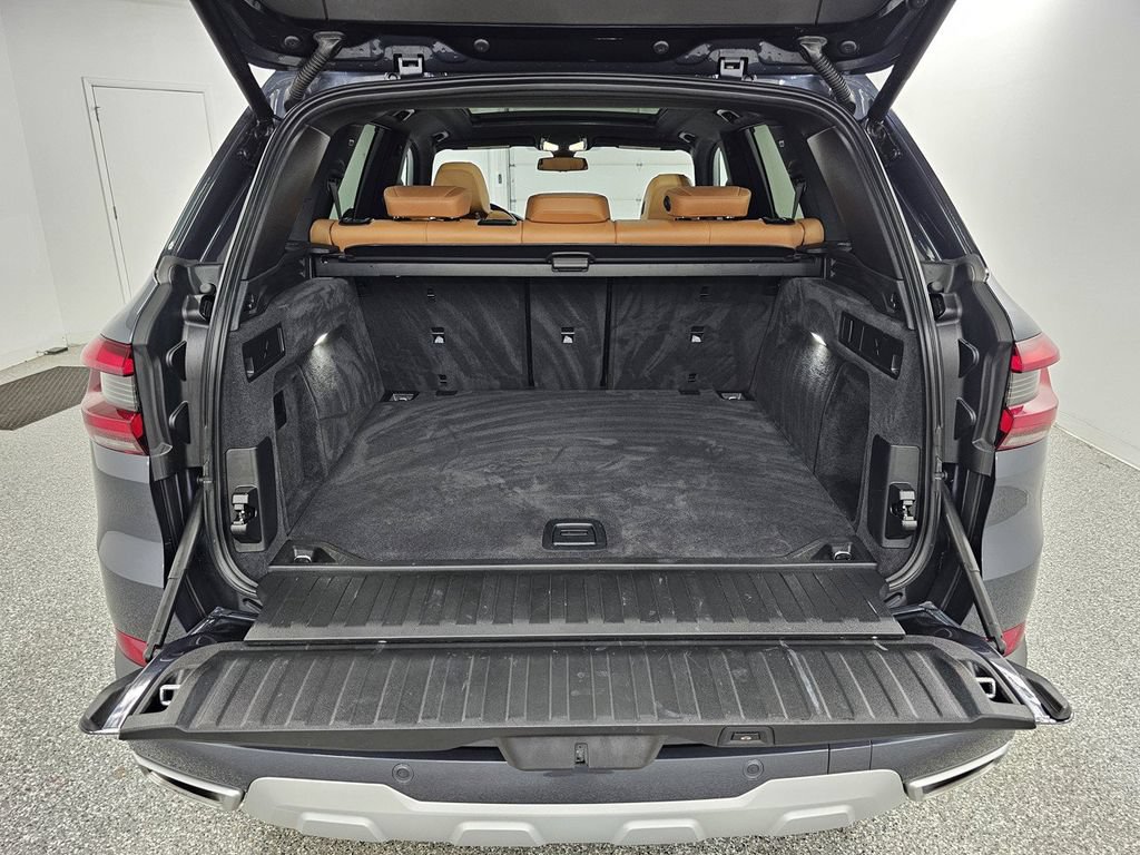 Used 2022 BMW X5 xDrive40i AWD/4WD image 31