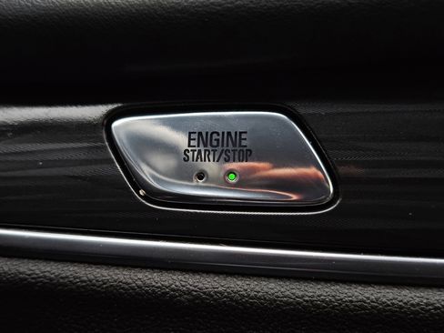 Used 2023 Buick Enclave Premium w/ Experience Buick Package image 25