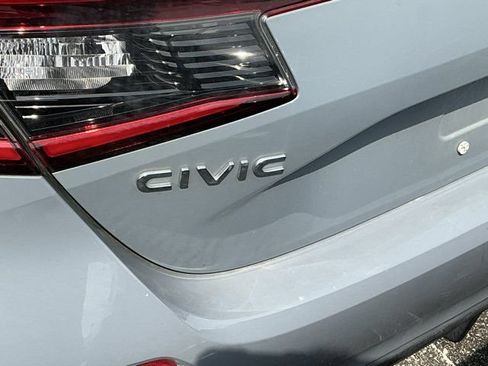 Used 2022 Honda Civic Sport image 11