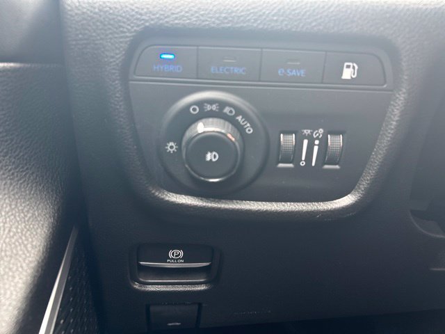 Used 2023 Jeep Grand Cherokee 4WD 4xe image 28