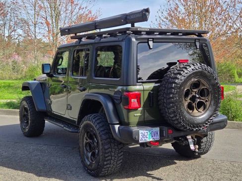 Used 2021 Jeep Wrangler Unlimited Rubicon w/ Dual Top Group AWD/4WD image 10