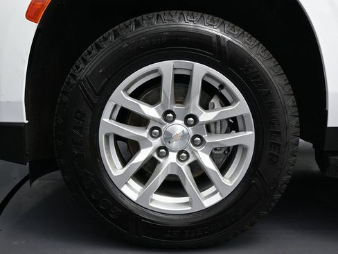 Used 2022 Chevrolet Tahoe LS w/ Driver Alert Package image 9