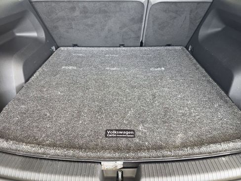 Used 2023 Volkswagen Atlas Cross Sport SE w/ Panoramic Sunroof Package FWD image 23