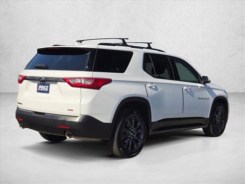 Used 2021 Chevrolet Traverse RS w/ LPO, 'HIT The Road' Package image 5