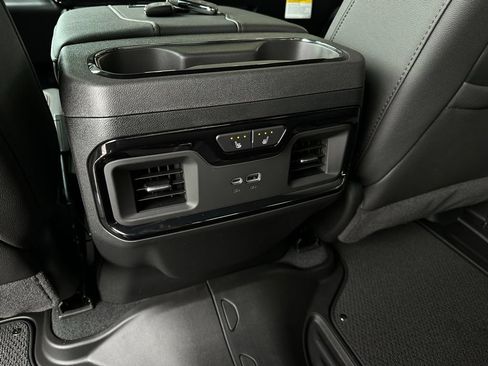 New 2026 GMC Sierra 2500 AT4 w/ AT4 Premium Plus Package AWD/4WD image 21