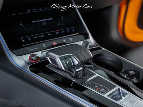 Used 2022 Audi RS 6 image 32