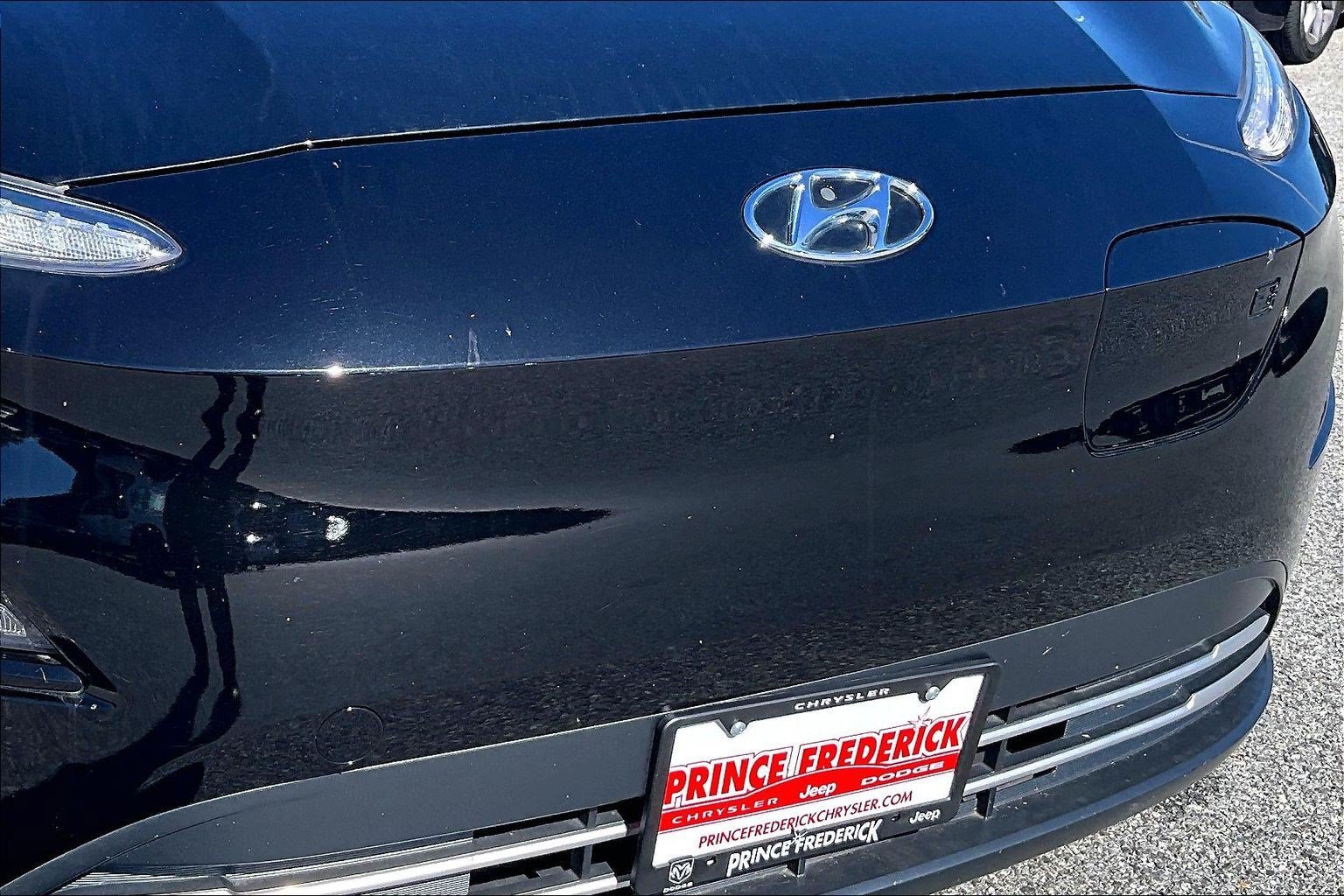 Used 2023 Hyundai Kona SEL FWD image 25