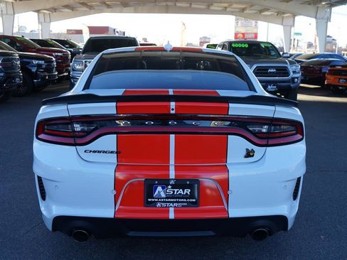Used 2023 Dodge Charger Scat Pack image 4