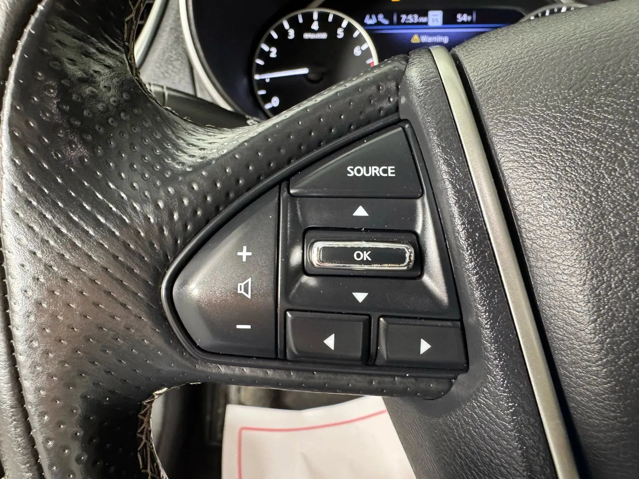 Used 2023 Nissan Maxima SV w/ Floor Mat Group FWD image 15