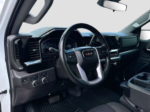 Used 2023 GMC Sierra 1500 Elevation AWD/4WD image 9