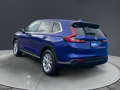 Used 2025 Honda CR-V EX image 3