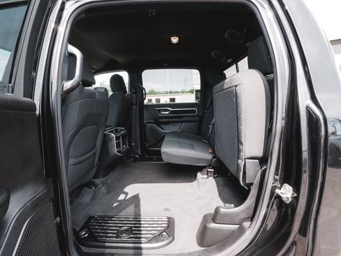 Used 2023 RAM 1500 Big Horn AWD/4WD image 34