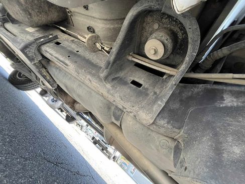 Used 2018 RAM 2500 Tradesman w/ Chrome Appearance Group image 12