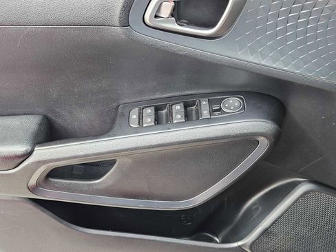 Used 2021 Kia Soul S image 21