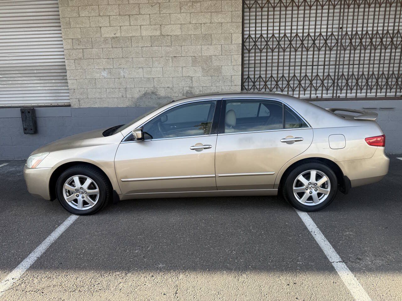 Used 2005 Honda Accord EX image 5