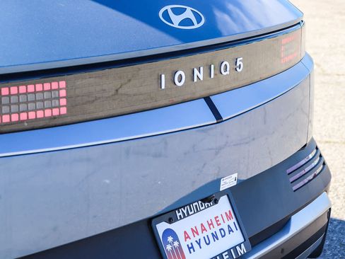 New 2026 Hyundai Ioniq 5 SE image 10