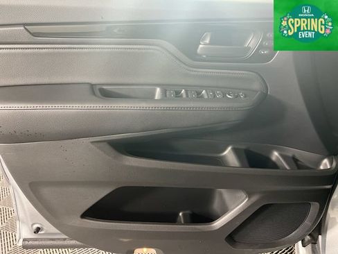 New 2026 Honda Odyssey Touring image 18