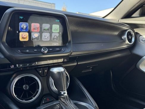 Used 2018 Chevrolet Camaro SS image 39