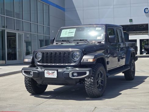 New 2025 Jeep Gladiator Sport image 7