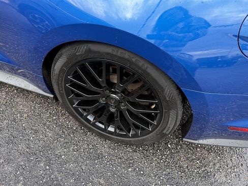 Used 2017 Ford Mustang GT Premium w/ GT Performance Package image 5