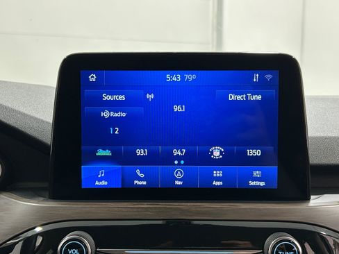 Used 2020 Ford Escape Titanium AWD/4WD image 5