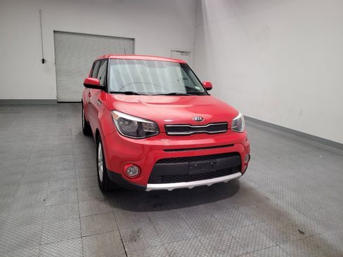 Used 2017 Kia Soul + FWD image 14