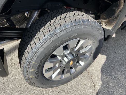 New 2026 Chevrolet Silverado 2500 Custom w/ Custom Value Package image 34