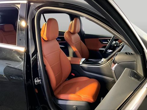 Certified 2026 Mercedes-Benz GLC 300 4MATIC image 8