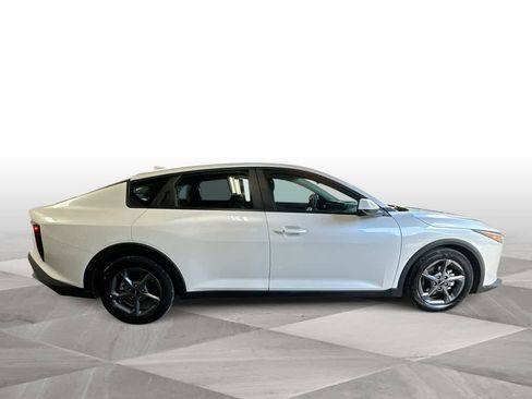 Used 2025 Kia K4 FWD image 9
