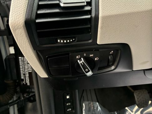 Used 2015 BMW i3 w/ Range Extender image 36