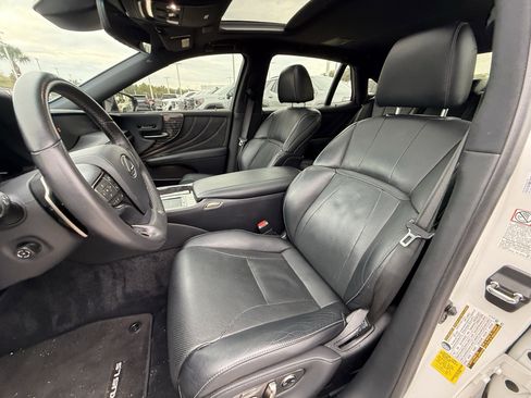 Used 2020 Lexus LS 500 image 28