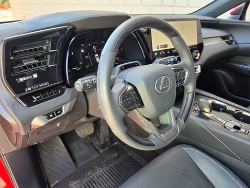 Used 2025 Lexus RX 350h w/ Convenience Package AWD/4WD image 23