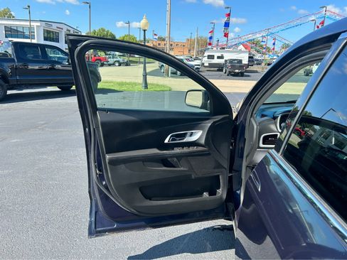 Used 2016 Chevrolet Equinox LT w/ Convenience Package image 15