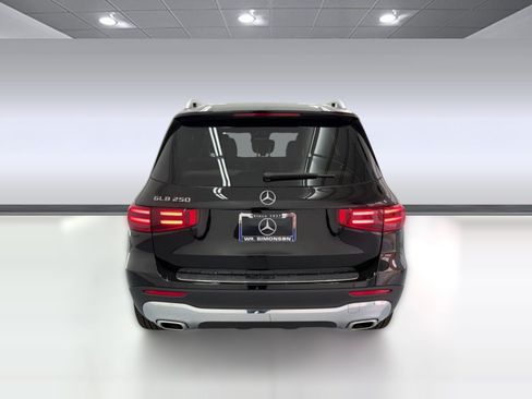 Used 2026 Mercedes-Benz GLB 250 image 7